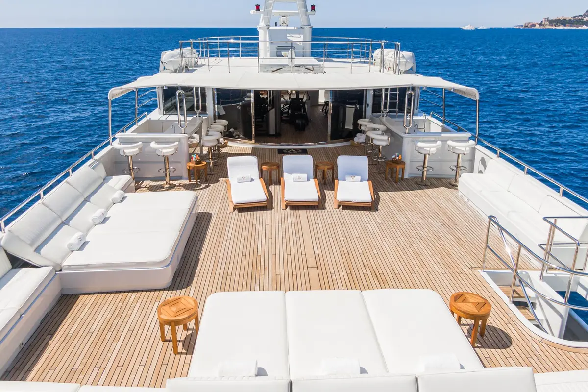 Apogee, salon — Saint Tropez Yacht Rental, Saint-Tropez. Apogee — 62.5m