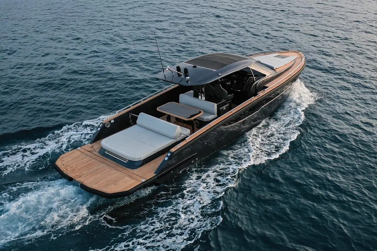 Forza 37 — Saint Tropez Yacht Rental, Saint-Tropez. Forza 37 — 20m