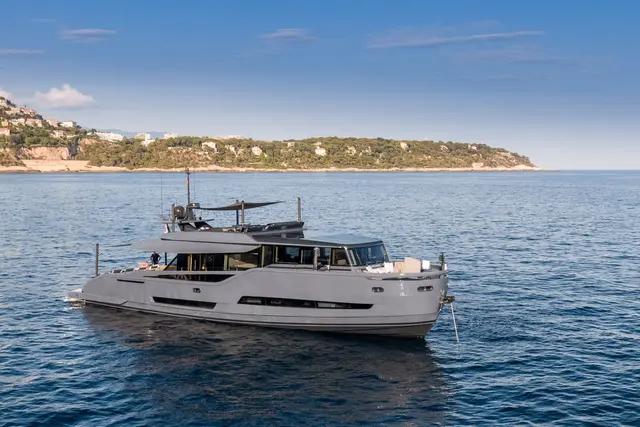 Extra 86 — Saint Tropez Yacht Rental, Saint-Tropez