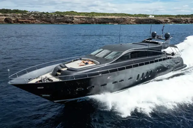 Leopard 31 — Saint Tropez Yacht Rental, Saint-Tropez