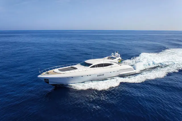Mangusta 108 — Saint Tropez Yacht Rental, Saint-Tropez