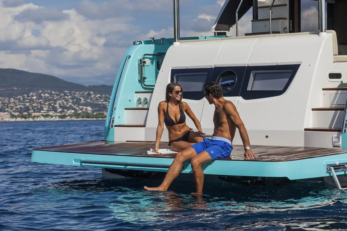 Navetta 58, pont arrière — Saint Tropez Yacht Rental, Saint-Tropez. Navetta 58 — 17m