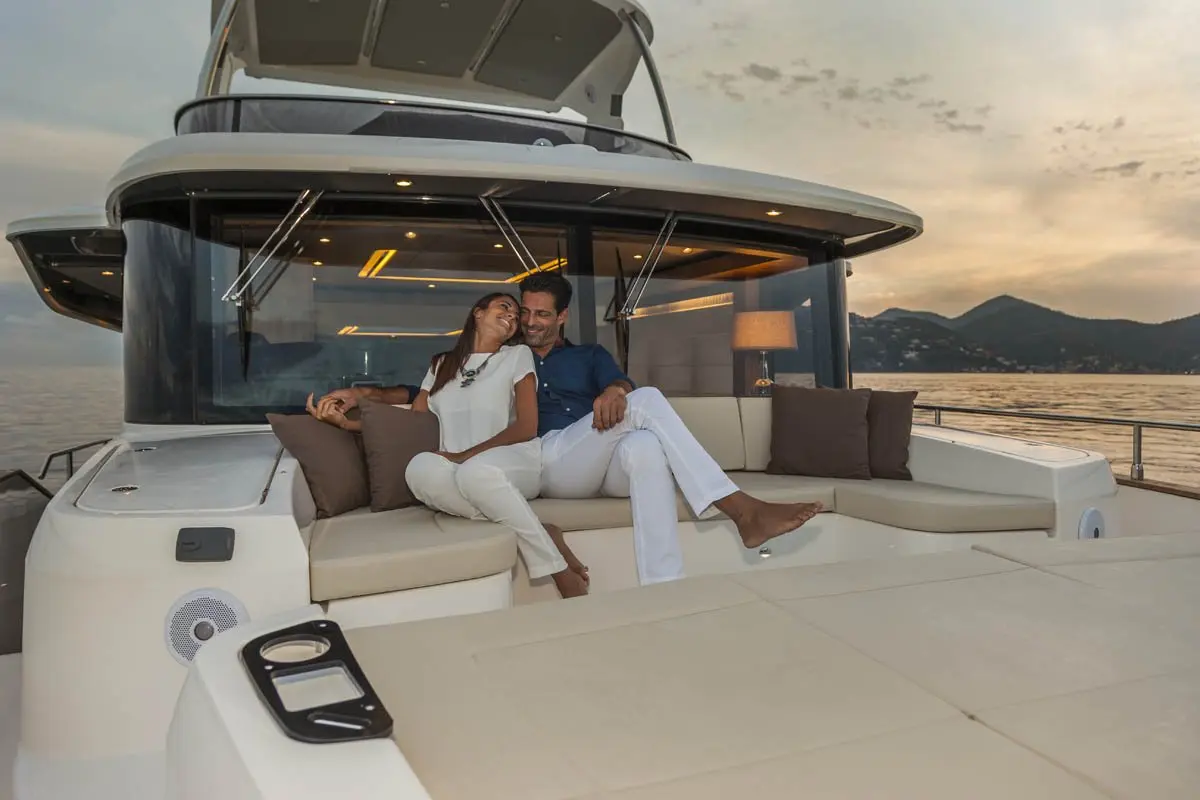 Navetta 58, cabine principale — Saint Tropez Yacht Rental, Saint-Tropez. Navetta 58 — 17m