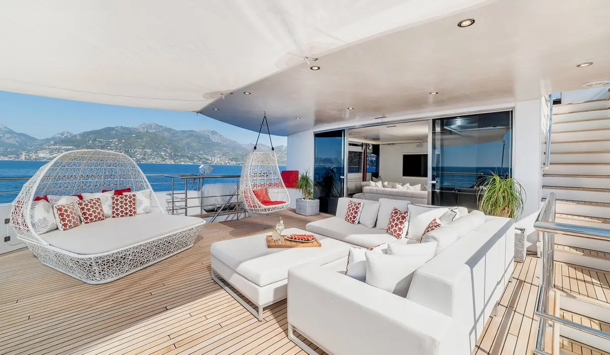 Philip Zepter 50m, cabine principale — Saint Tropez Yacht Rental, Saint-Tropez. Philip Zepter 50m — 50m