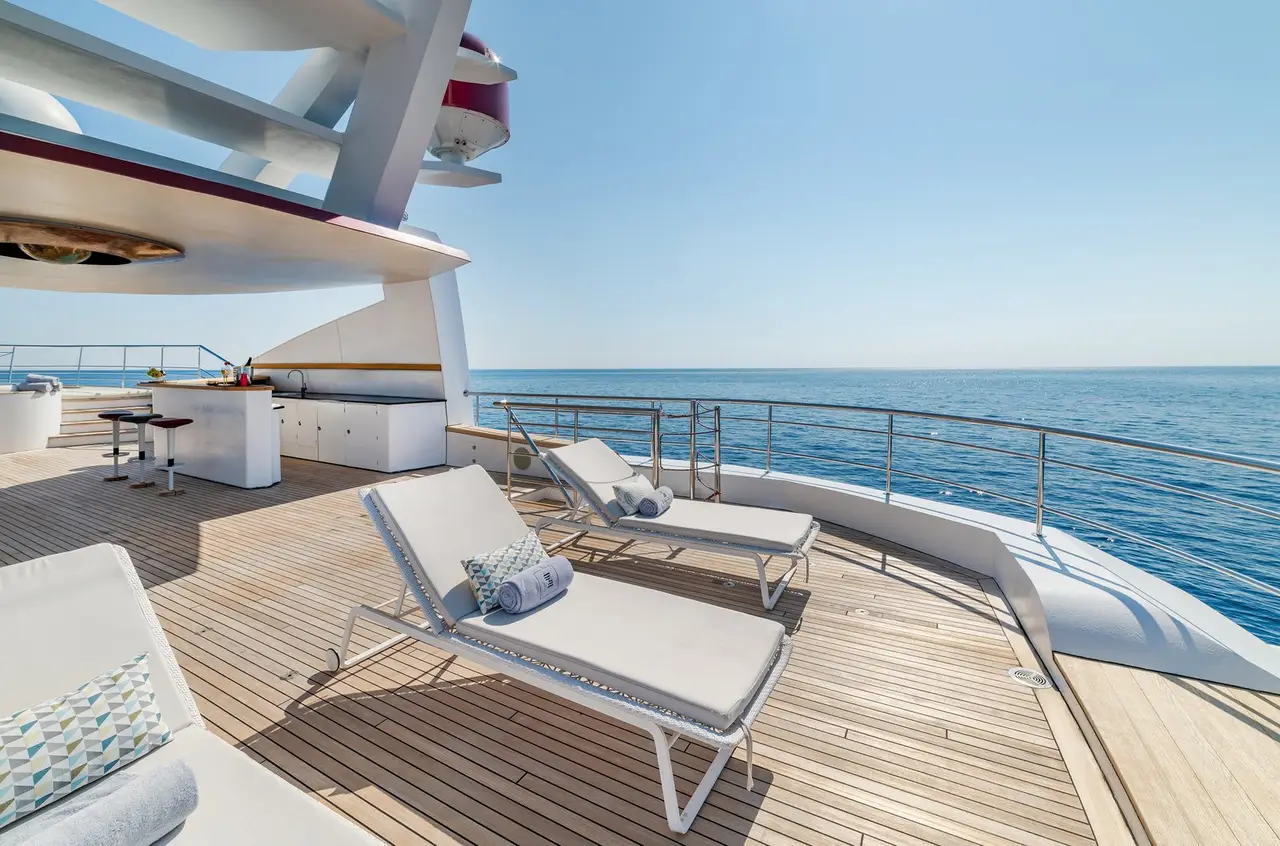 Philip Zepter 50m, flybridge — Saint Tropez Yacht Rental, Saint-Tropez. Philip Zepter 50m — 50m