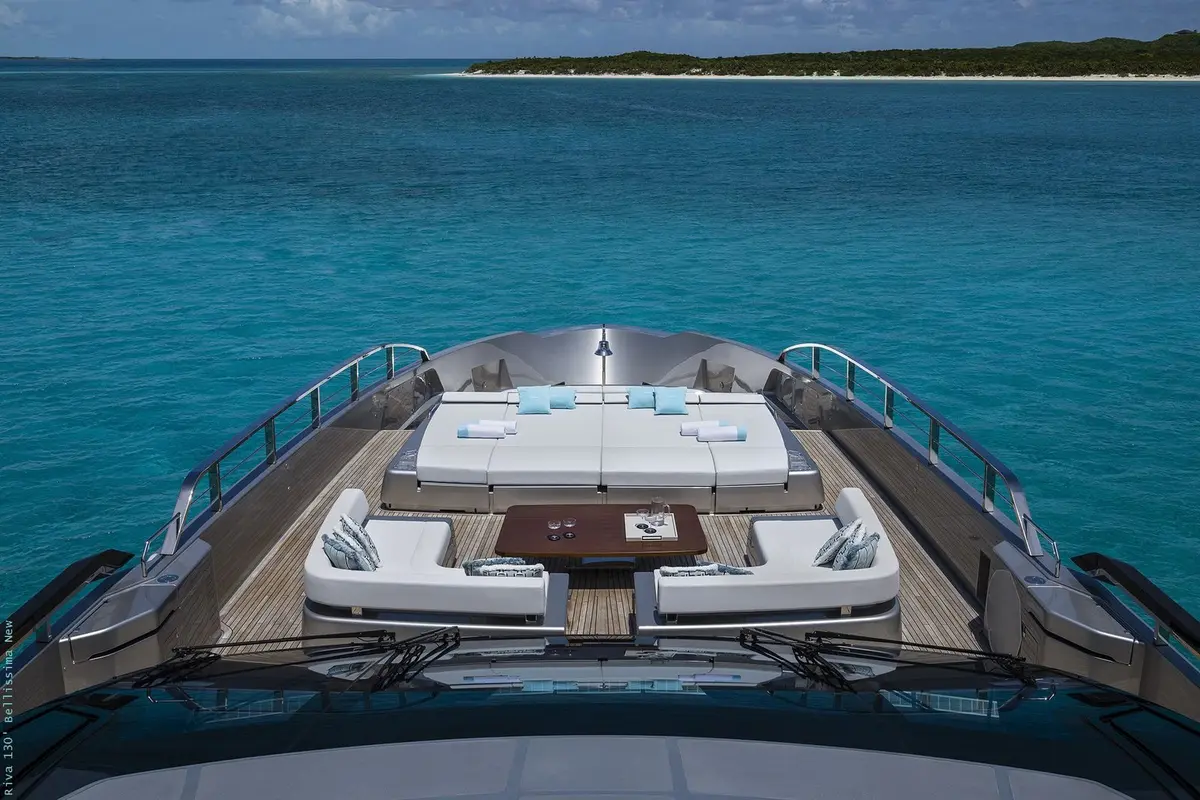 Riva 130, flybridge — Saint Tropez Yacht Rental, Saint-Tropez. Riva 130 — 40m