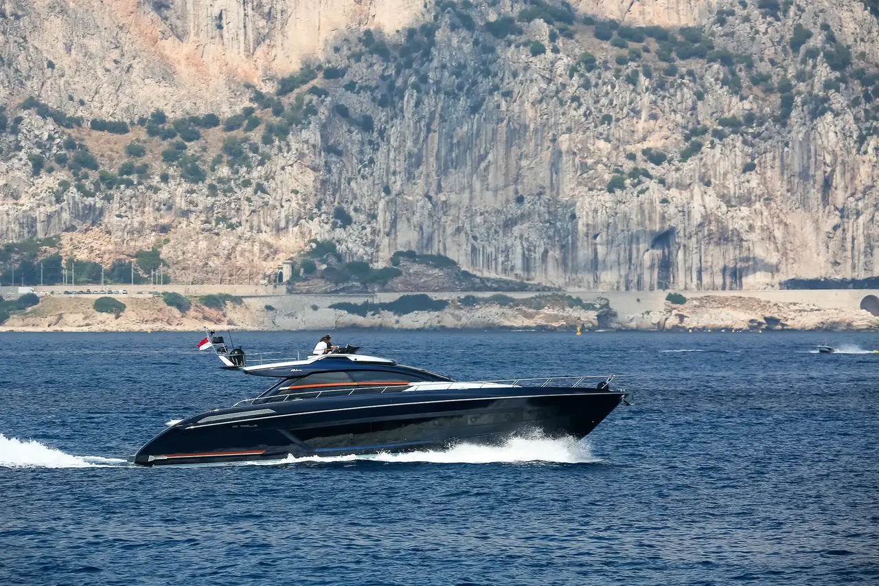 Ribelle 66, extérieur — Saint Tropez Yacht Rental, Saint-Tropez. Ribelle 66 — 20m