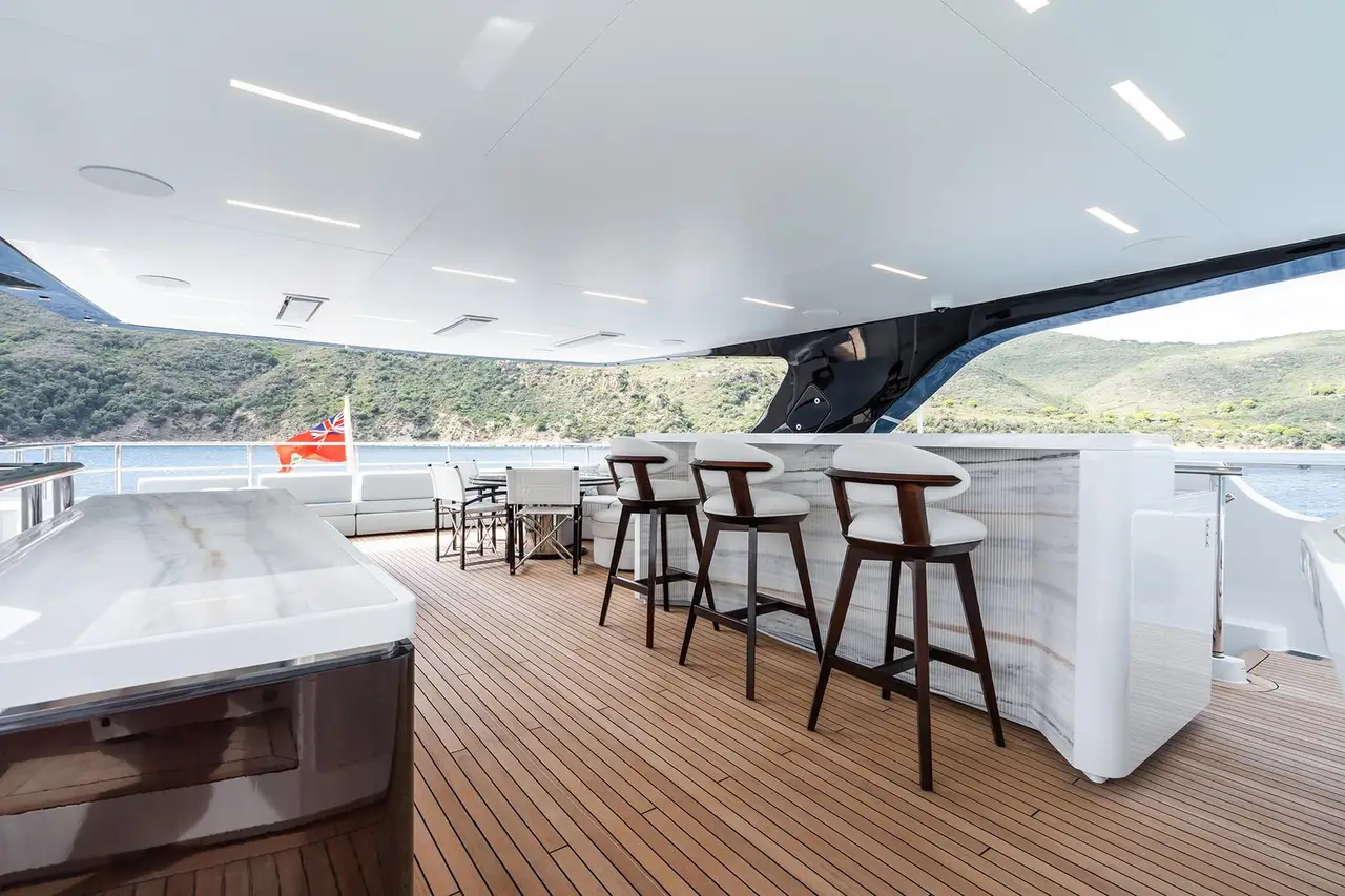 M, salon — Saint Tropez Yacht Rental, Saint-Tropez. M — 47m
