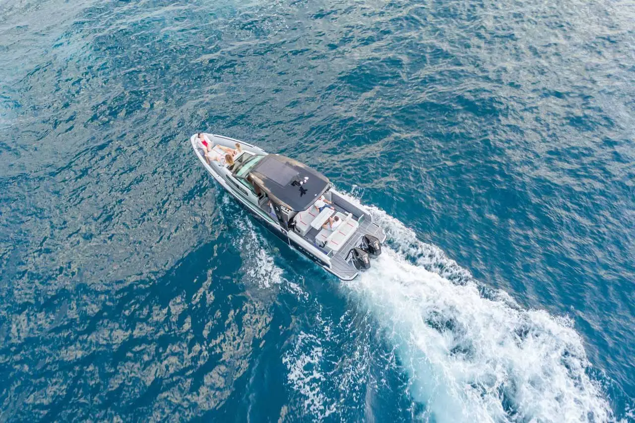 Saxdor 320 — Saint Tropez Yacht Rental, Saint-Tropez. Saxdor 320 — 10m