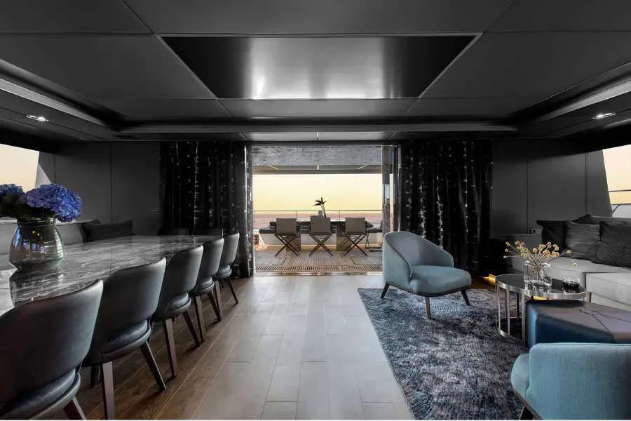 Sunreef 80, pont arrière — Saint Tropez Yacht Rental, Saint-Tropez. Sunreef 80 — 23.9m