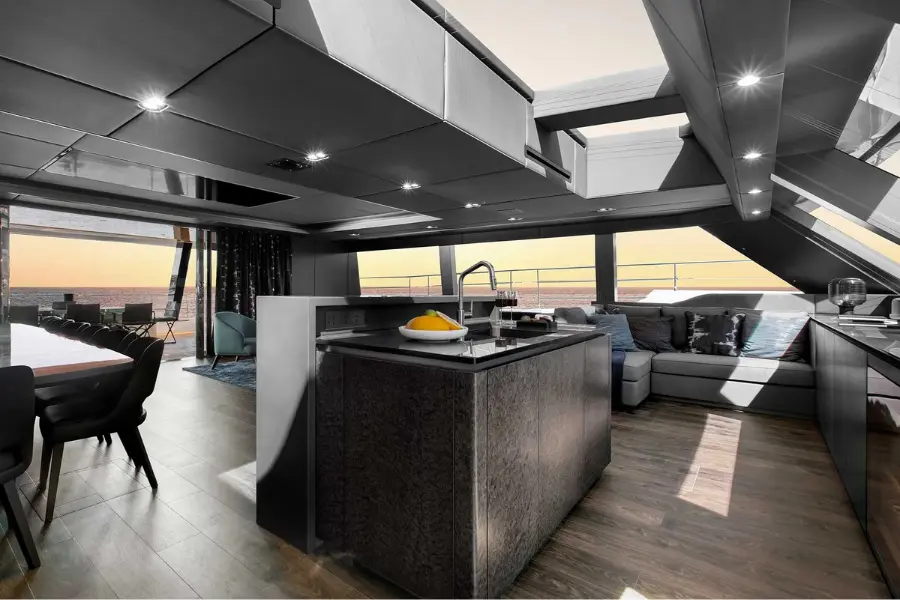 Sunreef 80, salon — Saint Tropez Yacht Rental, Saint-Tropez. Sunreef 80 — 23.9m