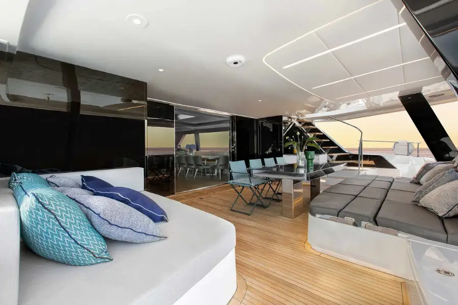 Sunreef 80, extérieur — Saint Tropez Yacht Rental, Saint-Tropez. Sunreef 80 — 23.9m
