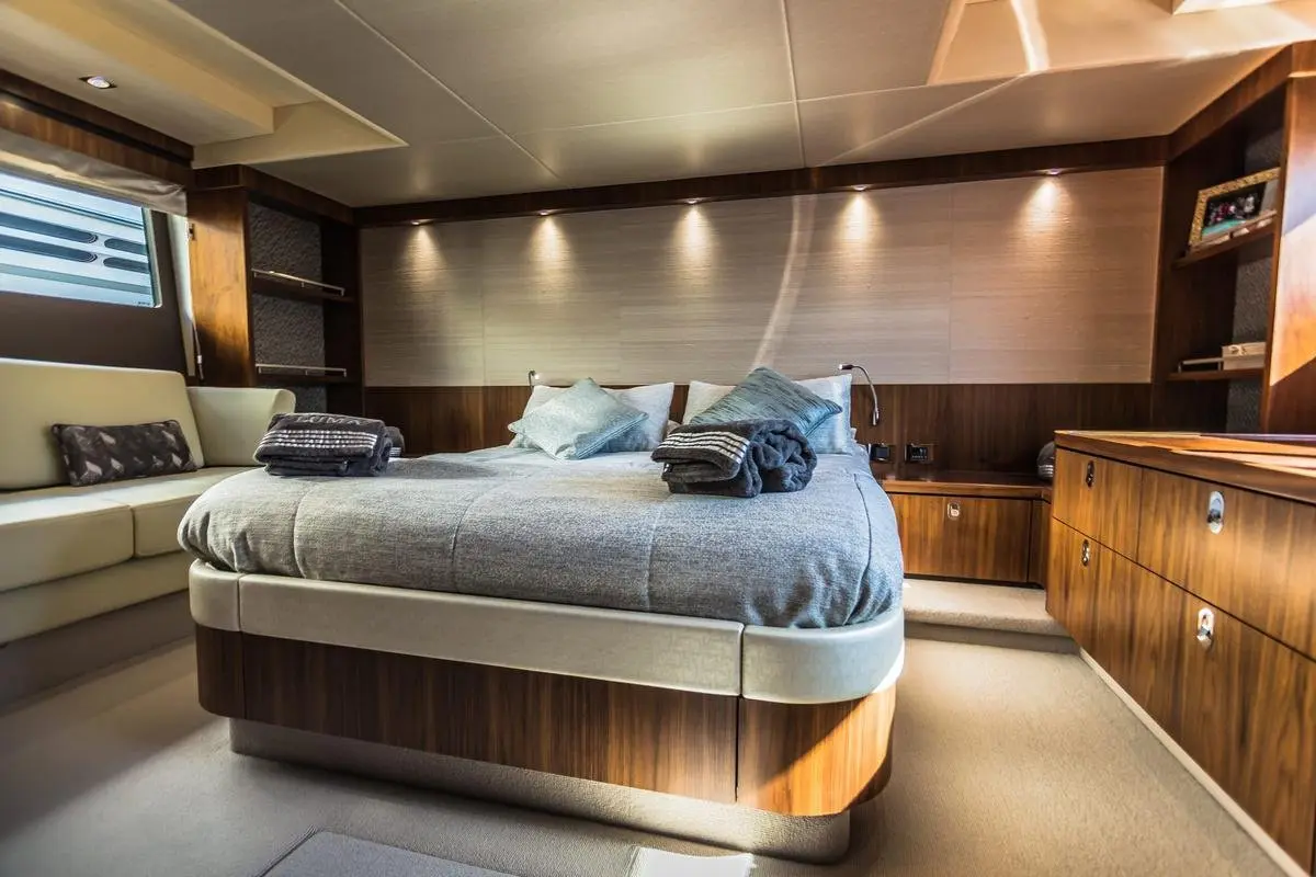Manhattan 65, extérieur — Saint Tropez Yacht Rental, Saint-Tropez. Manhattan 65 — 22m