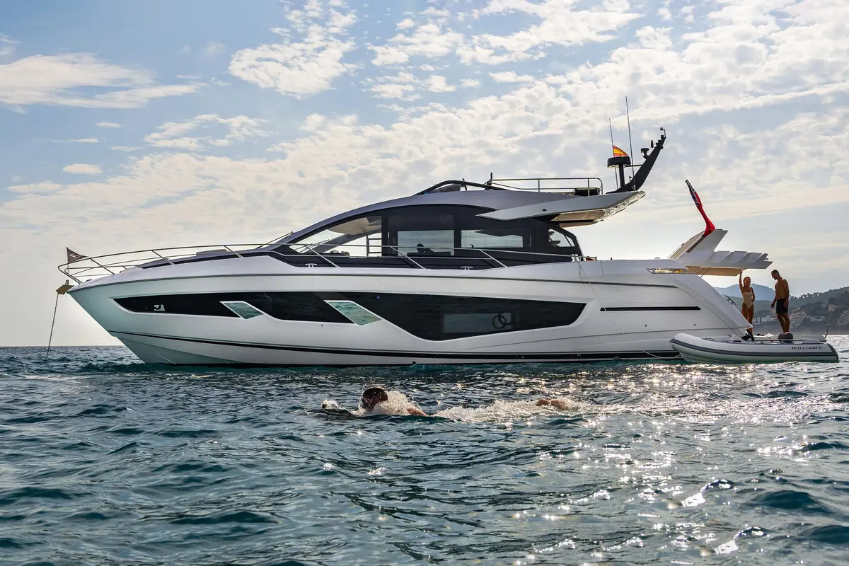 Sunseeker 65 Sport — Saint Tropez Yacht Rental, Saint-Tropez. Sunseeker 65 Sport — 20m