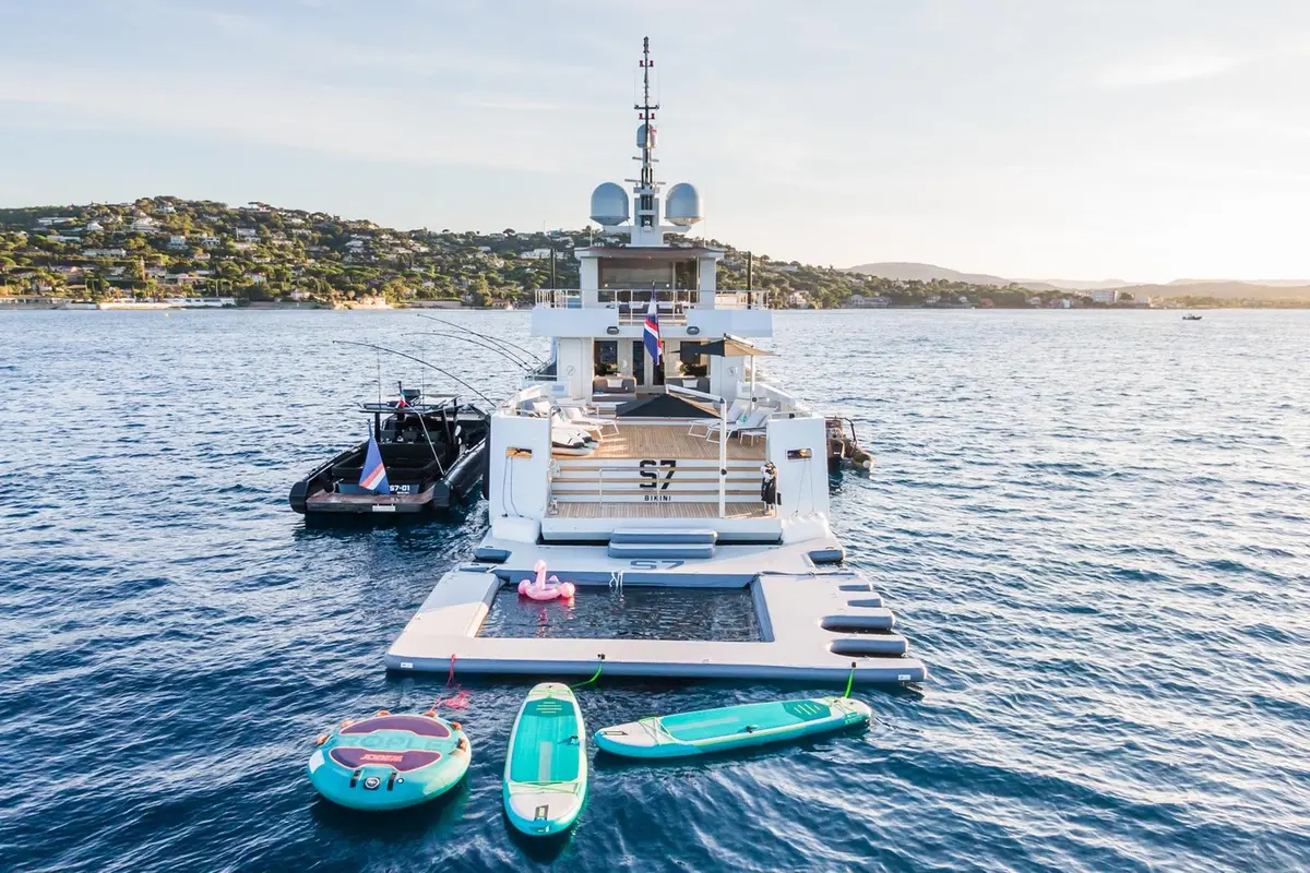 Tansu 40m, extérieur — Saint Tropez Yacht Rental, Saint-Tropez. Tansu 40m — 40m