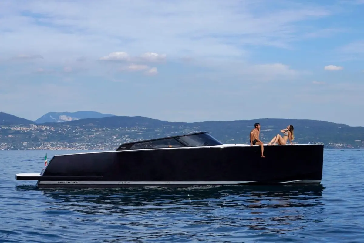VanDutch 40 — Saint Tropez Yacht Rental, Saint-Tropez. VanDutch 40 — 12m