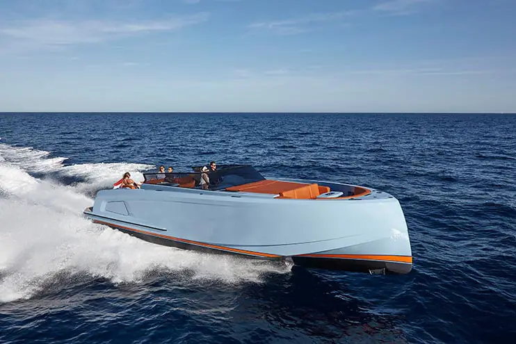 Vanquish VQ60 — Saint Tropez Yacht Rental, Saint-Tropez. Vanquish VQ60 — 18.3m