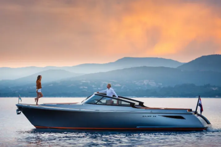 Wajer 38 — Saint Tropez Yacht Rental, Saint-Tropez. Wajer 38 — 11.3m